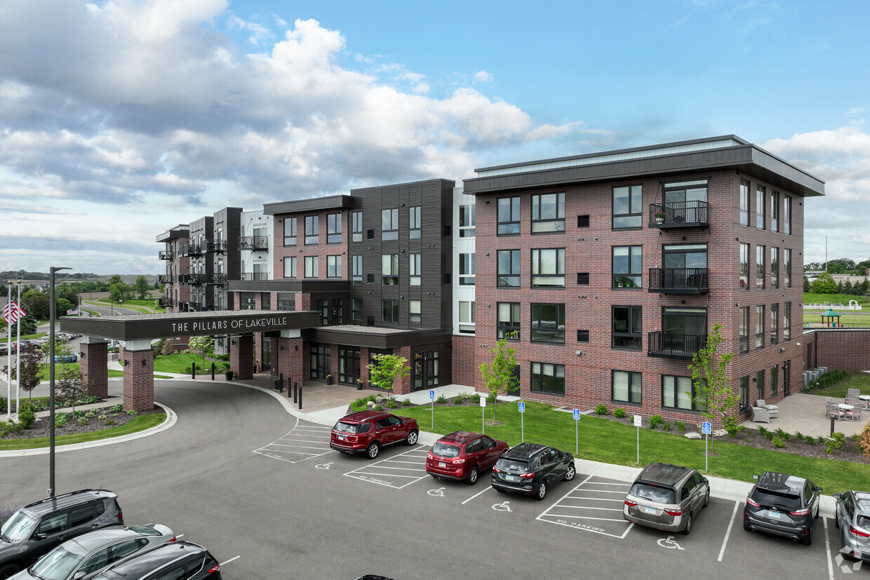 Pillars of Lakeville Outpatient Therapy